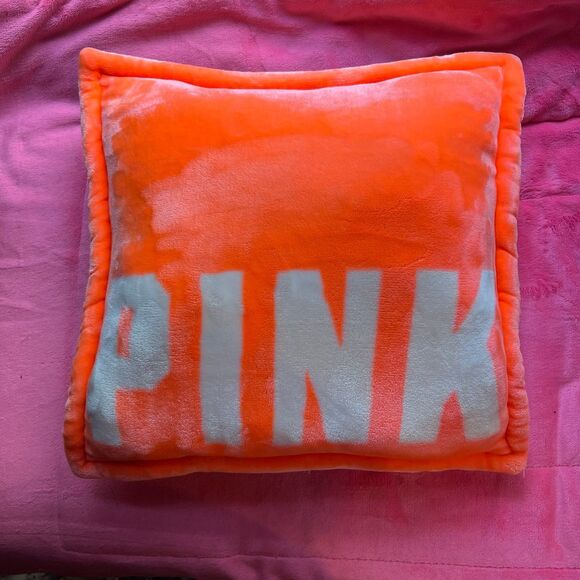 Victoria’s Secret PINK Sherpa Coral Throw Pillow Rare HTF Home Decorative - Picture 1 of 3
